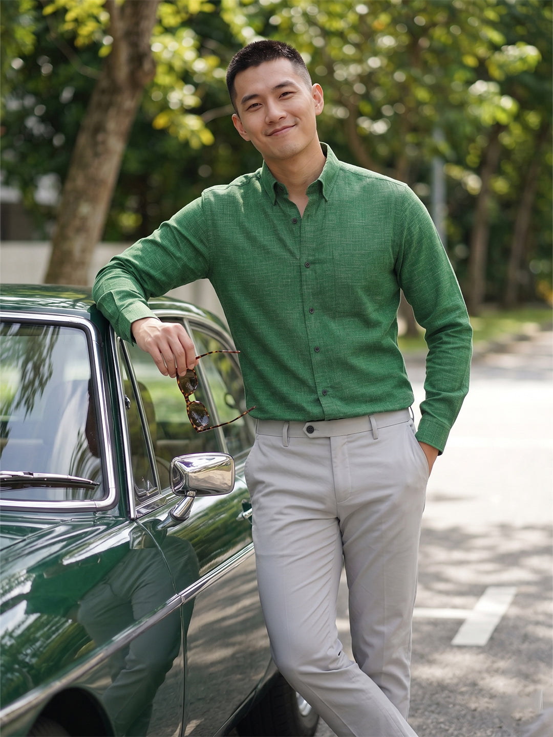 RAY LIGHT Men's Textured Print Poplin Casual Shirt – Dark Green Main image