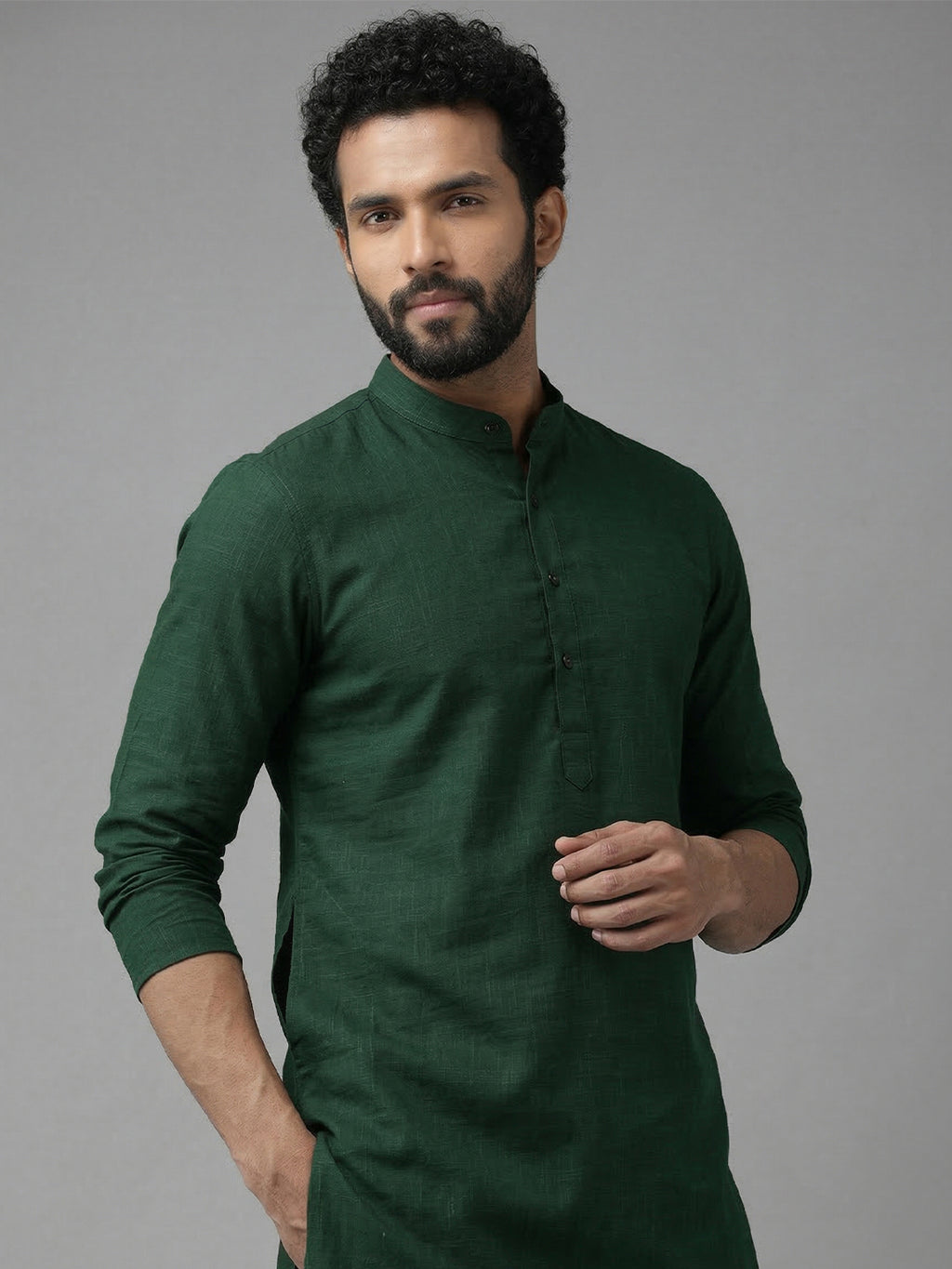 RAY LIGHT Men's Classic Solid Cotton Long Kurta – Dark Green with Dual Side Pockets
