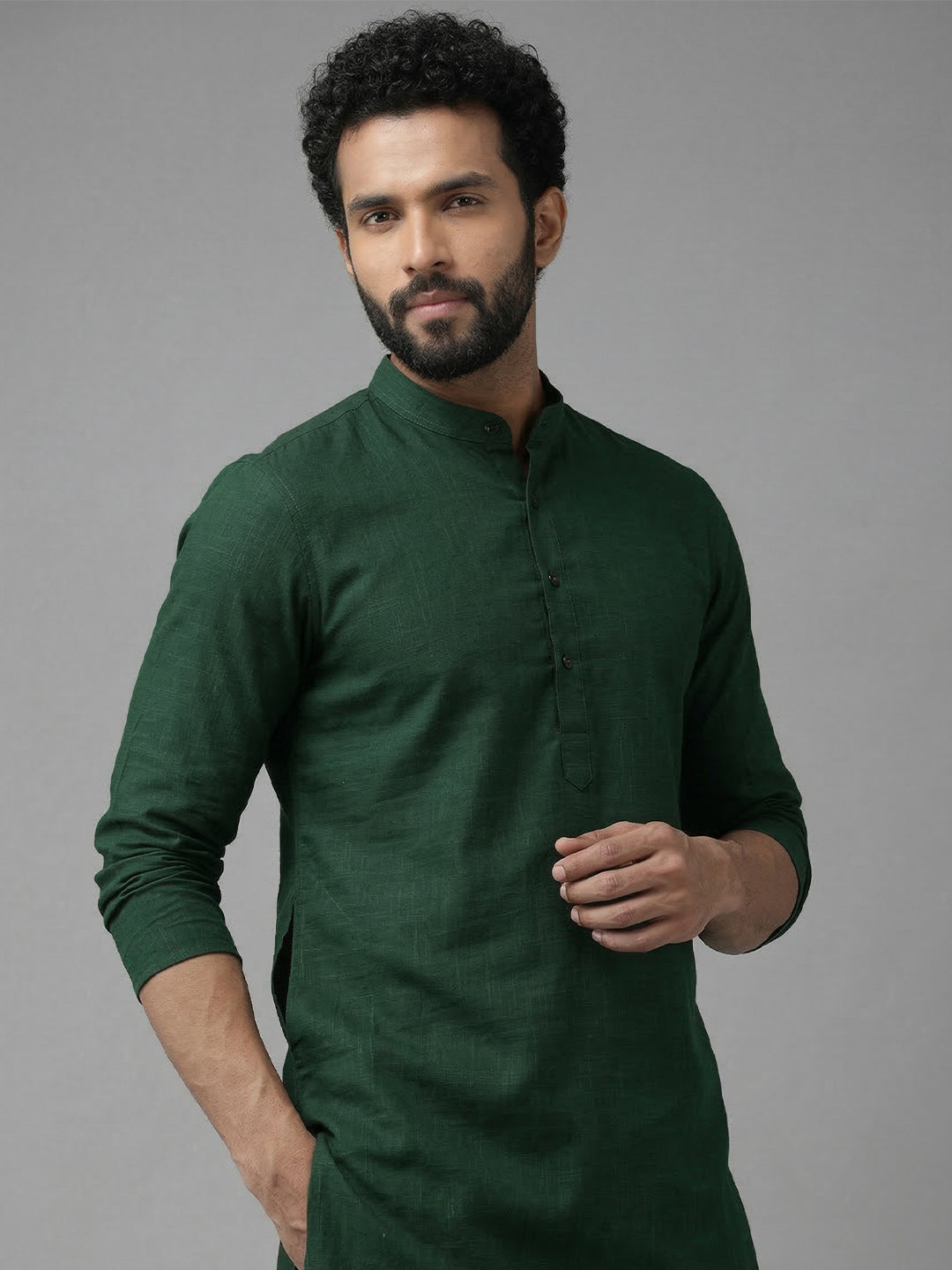 RAY LIGHT Men's Classic Solid Cotton Long Kurta – Dark Green with Dual Side Pockets