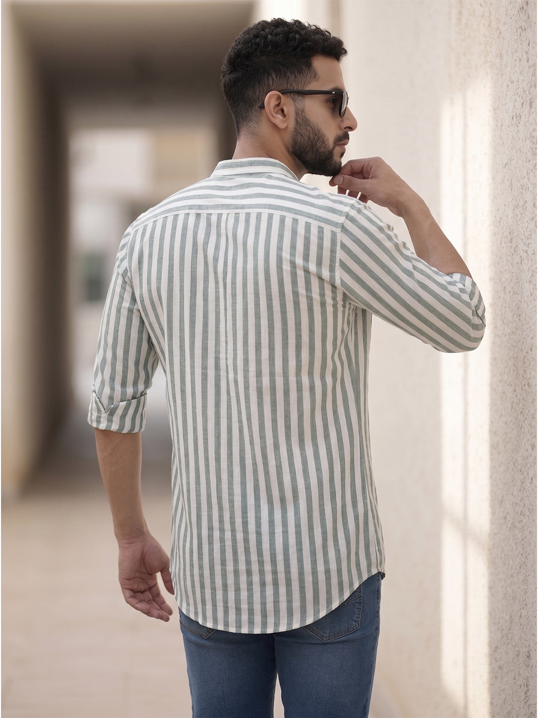 RAY LIGHT Men's Classic Vertical Stripe Cotton Short Kurta – Sage Green & White Secondary image