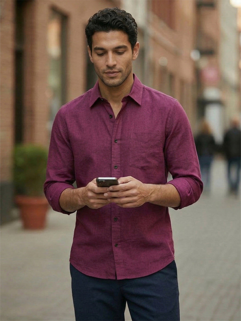 RAY LIGHT Men's Essential Solid Formal Shirt – Spread Collar & Functional Chest Pocket