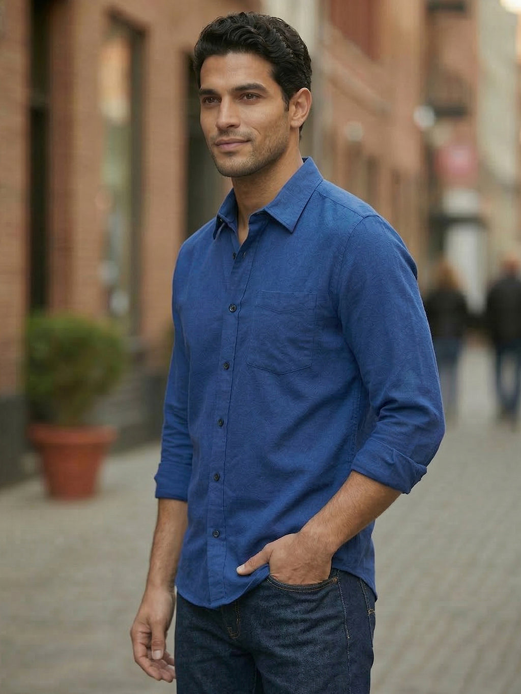 RAY LIGHT Men's Essential Solid Formal Shirt – Spread Collar & Functional Chest Pocket