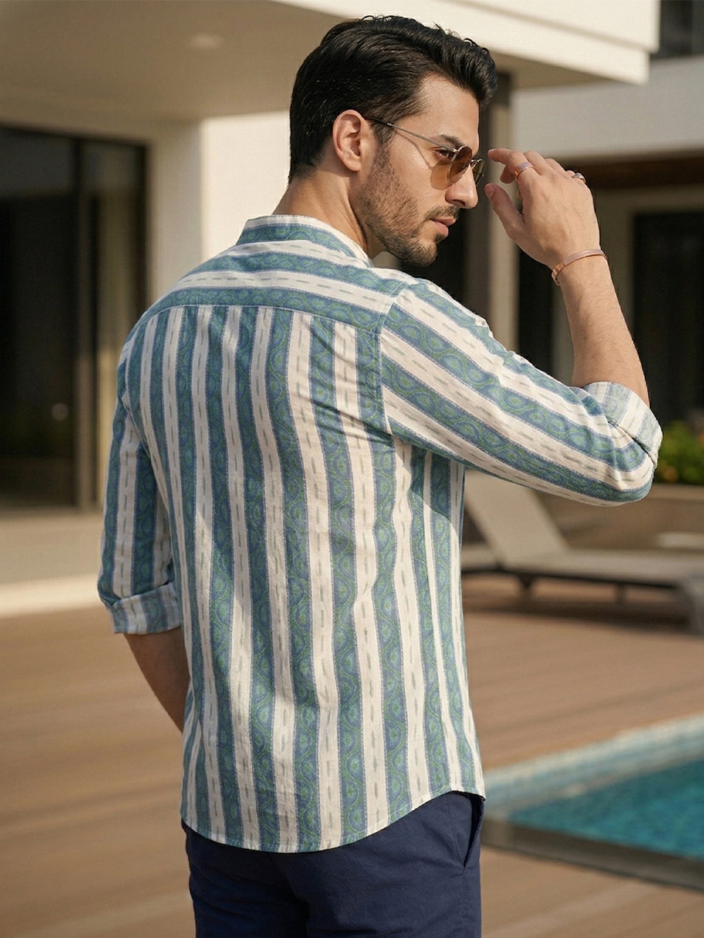 RAY LIGHT Men's Resort Patterned Stripe Cotton Short Kurta – White with Blue & Green Accents