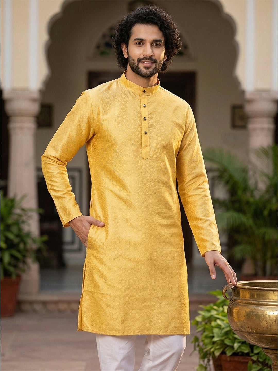 RAY LIGHT Men's Royal Jacquard Geometric Long Kurta – Deep Maroon